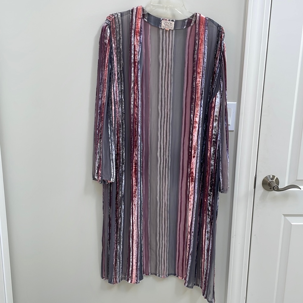Zonda Nellis luxurious maxi duster kimono